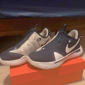 Nike PG 4  b-ball shoes
